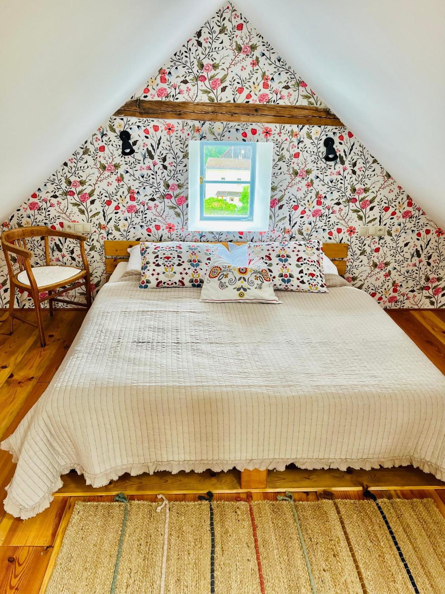 Na Nebi 187 Aparthotel Bečov nad Teplou Kültér fotó