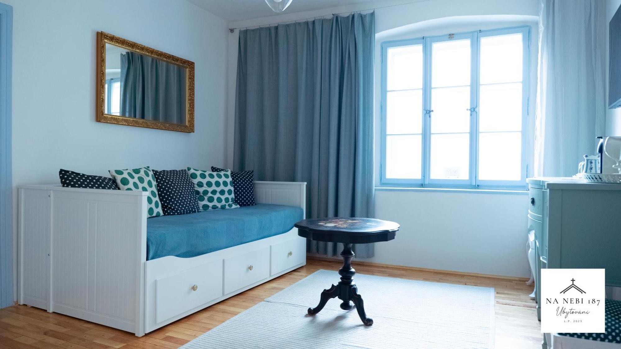 Na Nebi 187 Aparthotel Bečov nad Teplou Kültér fotó